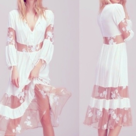 For Love & Lemons Eva Midi Dress in White
Small - Picture 3 of 8